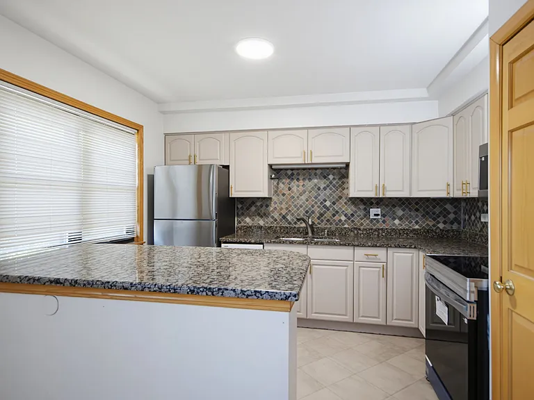 4416 N Kostner Ave #2C — Photo 5