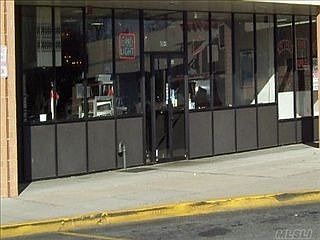 4th image of 655 Montauk Hwy