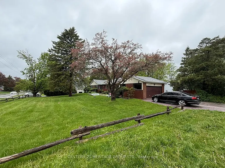 927 Srigley St #BASEMENT — Photo 1