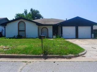 8112 Westwood Cir, Oklahoma City, OK 73127