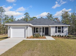 64 Bobwhite Ln, Defuniak Springs, FL 32433