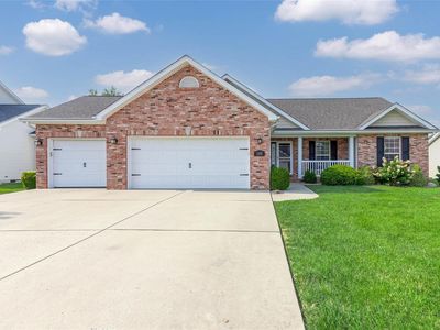 108 Oakshire Dr E, Glen Carbon, IL, 62034