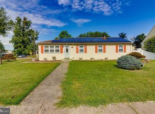 147 Delaware Dr, Pennsville, NJ 08070