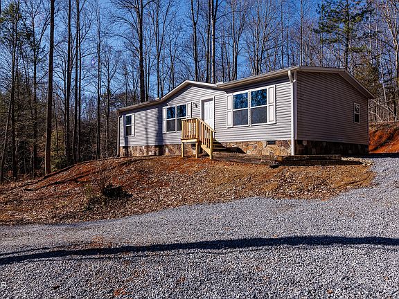 4th image of 1424 Lower English Creek Rd