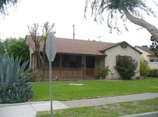 1201 Riverside Dr, Fullerton, CA 92831