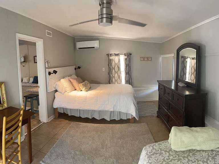 2508 Beaufort Ave #B — Photo 6