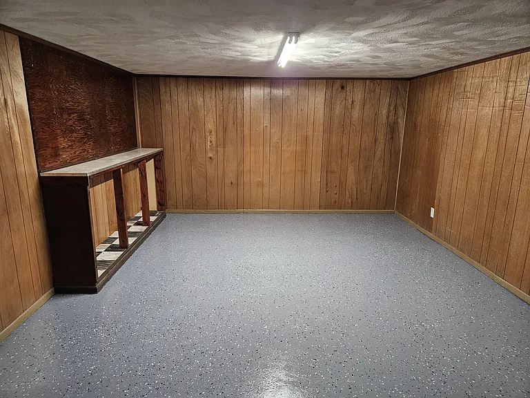 1310 W Dakota St — Photo 12