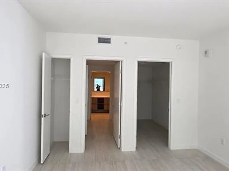 77 SE 5th St #2108 — Photo 15