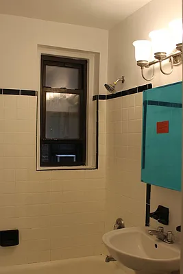 Rented by City Connections Realty | media 20