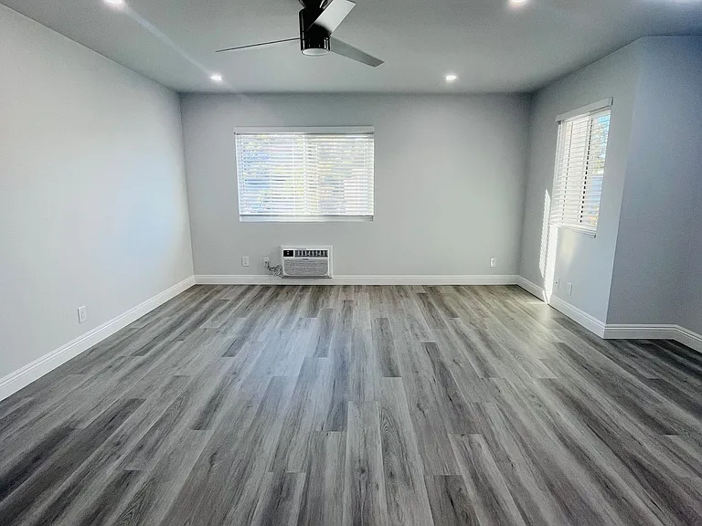 Canyon Creek Apartments B — Photo 9
