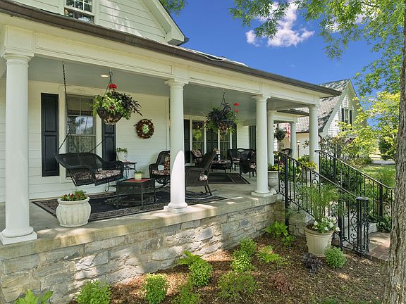 8th image of 4929 Snow Creek Rd