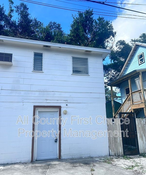 1st image of 2843 1/2 2nd Ave #So