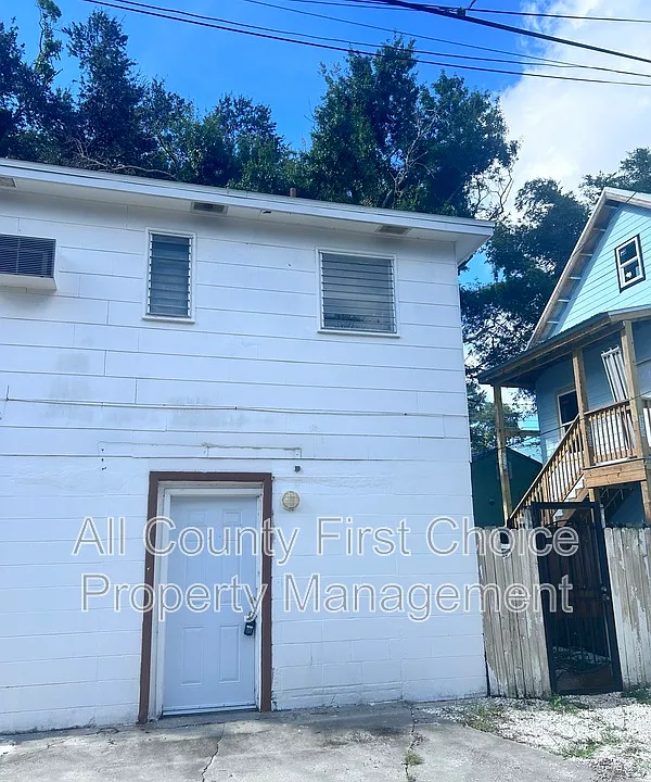 2843 1/2 2nd Ave #SO