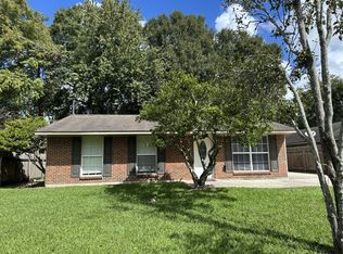228 Martin Ln, Slidell, LA 70458