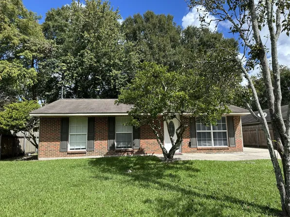 228 Martin Ln, Slidell, LA 70458