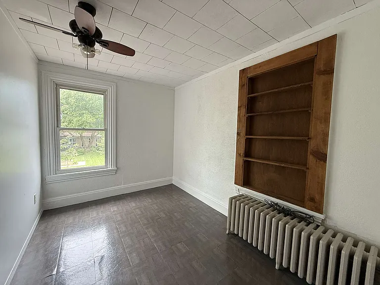 1507 Moore St — Photo 12