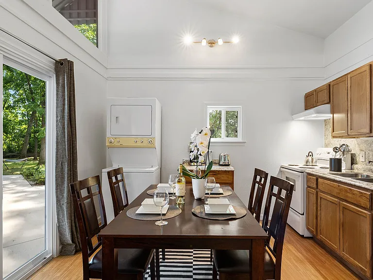 1505 Robert Weaver Ave — Photo 9