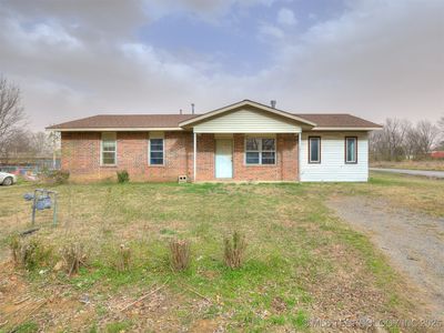 302 N Dugger, Chouteau, OK, 74337