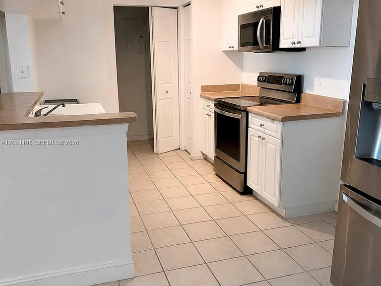 17145 N Bay Rd #4307 — Photo 6