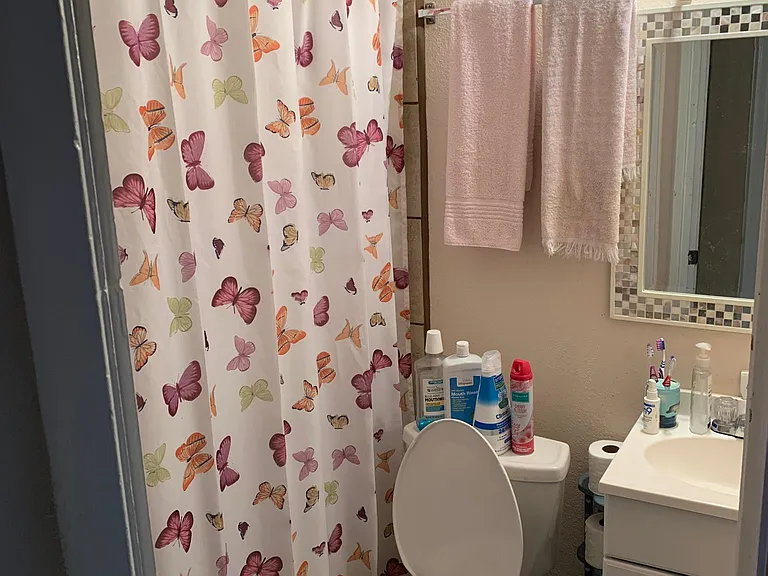 306 Broadway Ave #6 — Photo 7