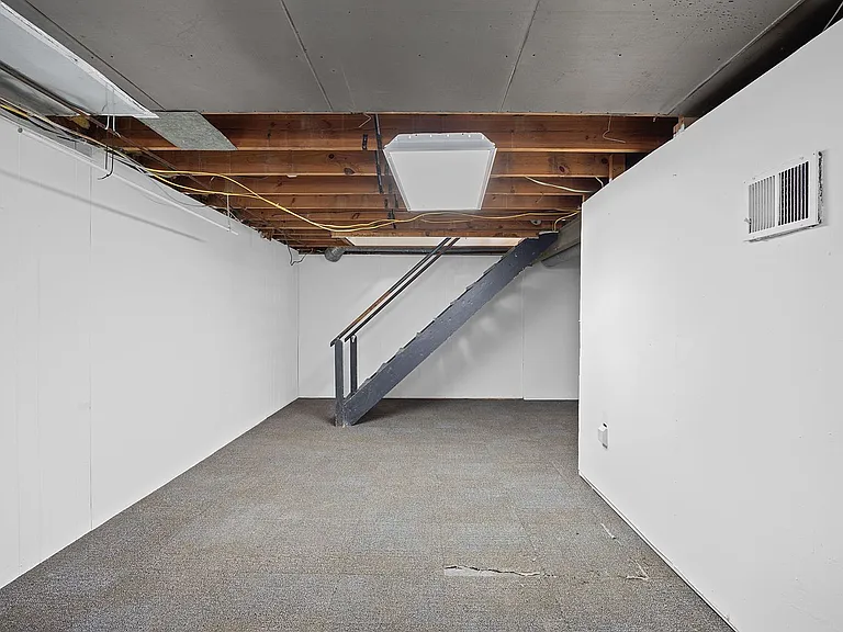 5638 Childs Ave — Photo 14