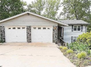 11 Saluda Lake Cir, Greenville, SC 29611
