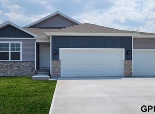 8509 S 184th Ter, Omaha, NE 68136