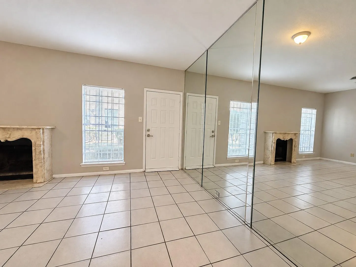 2 bed, 2.5 bath, 1470 sqft, $1,800 — Photo 4