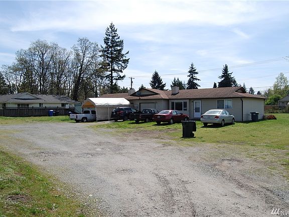 2nd image of 204 167th Street Ct E