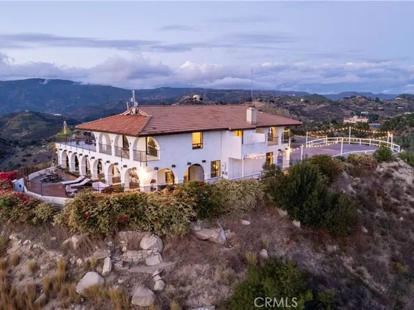 2375 Daily Dr, Fallbrook, CA 92028