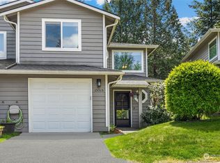 15915 NE 41st St #24-D, Redmond, WA 98052