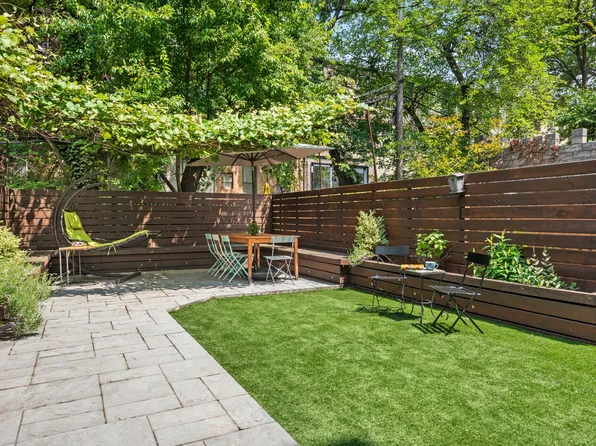 169 Lexington Avenue image 1 of 12
