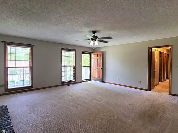 4th image of 114 Jane Dr