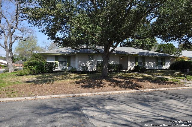 1st image of 701 Candleglo Dr