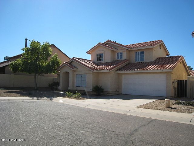 1st image of 800 N Entrada St