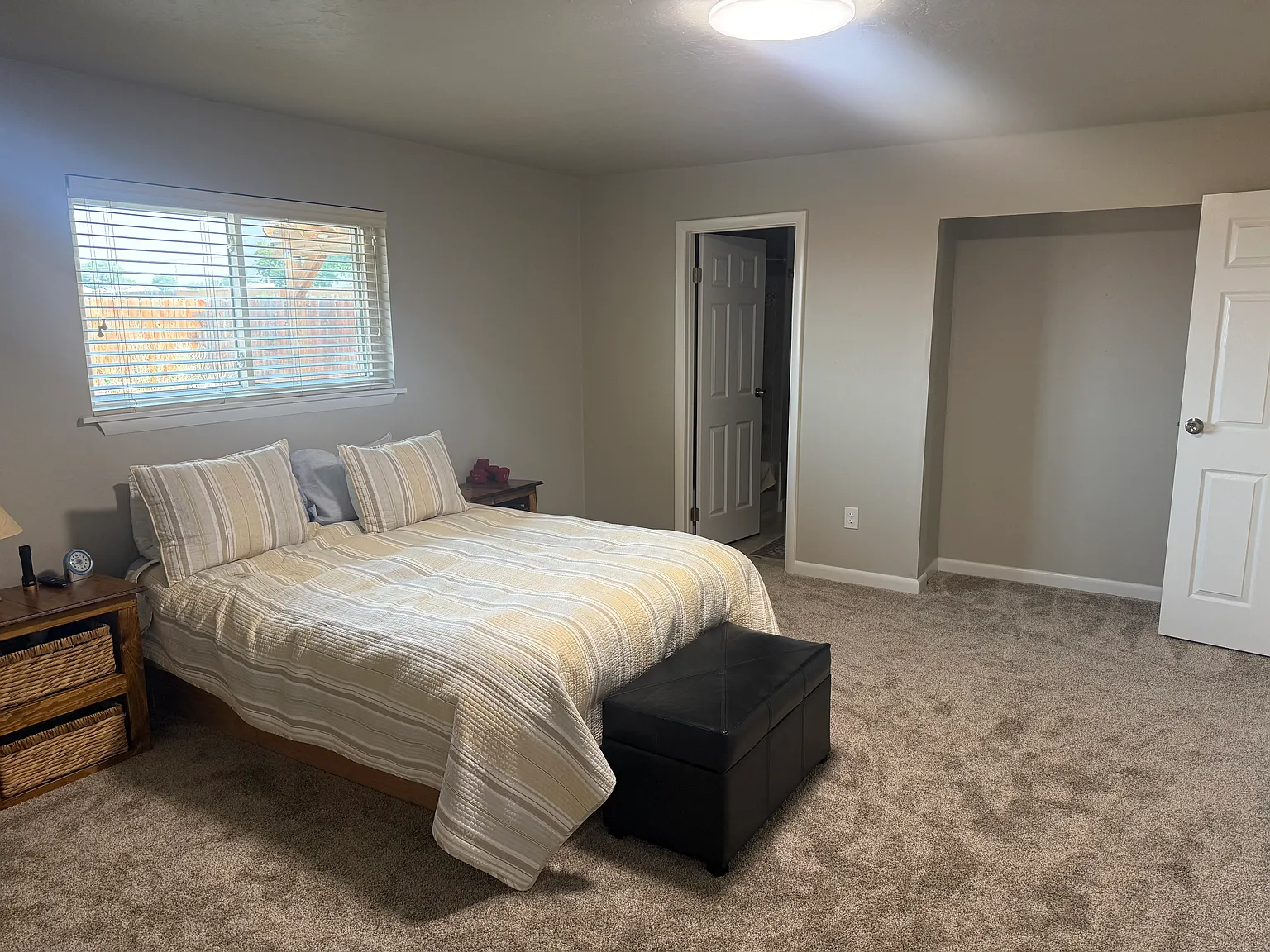 3 bed, 1920 sqft, $2,500 — Photo 4