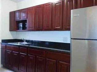 7121 65th St #D3, Glendale, NY 11385