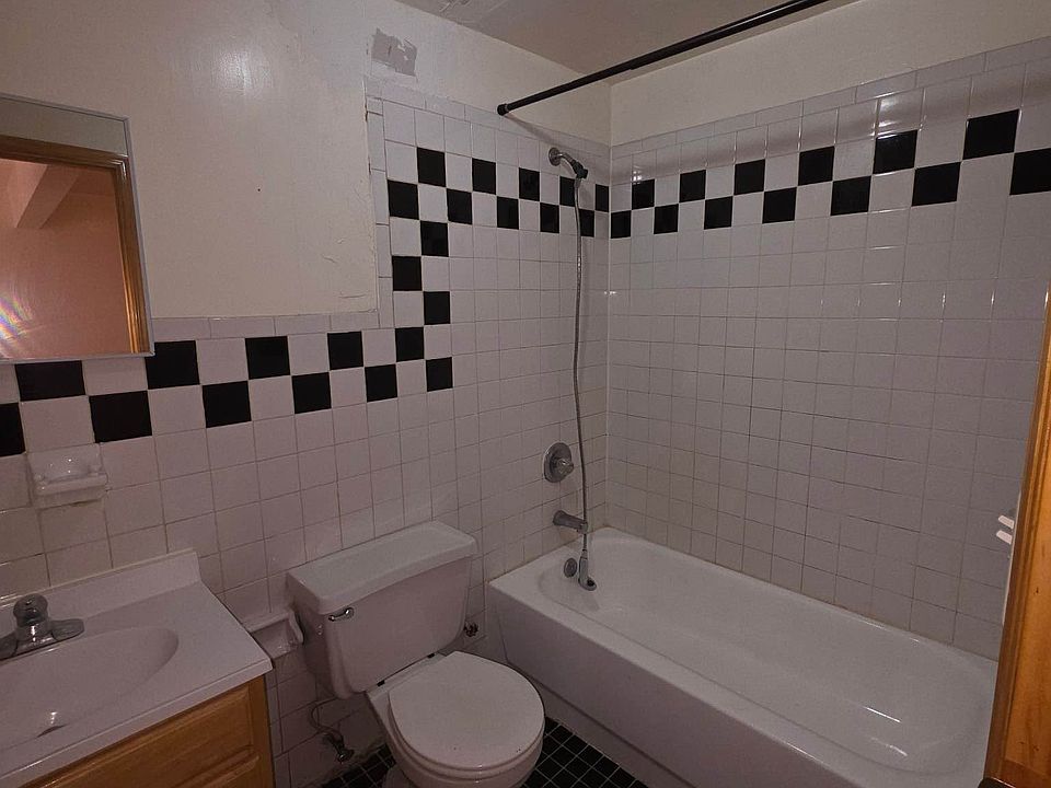 1st image of 1797 Lex Ave #2B