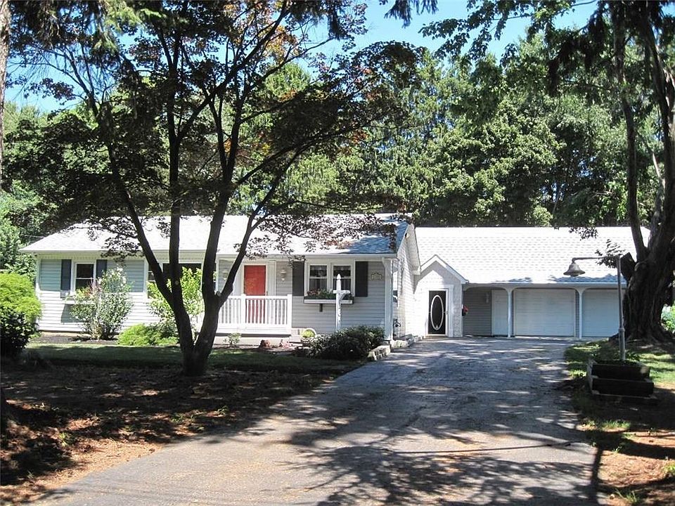 1st image of 1701 Westwood Dr
