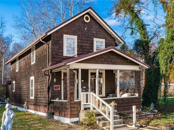 8755 Main St SE, Corning, OH 43730