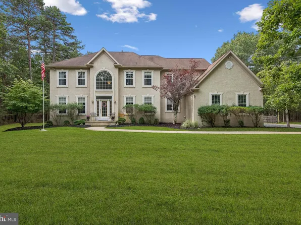 7 Tranquility Ct, Southampton, NJ 08088