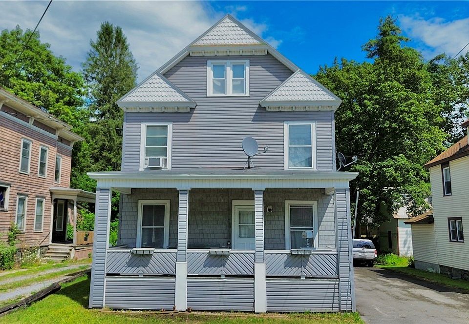1st image of 30 N Helmer Ave
