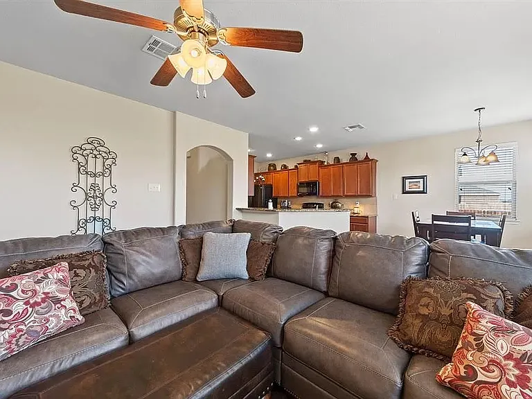 1701 Twin Hills Way — Photo 7