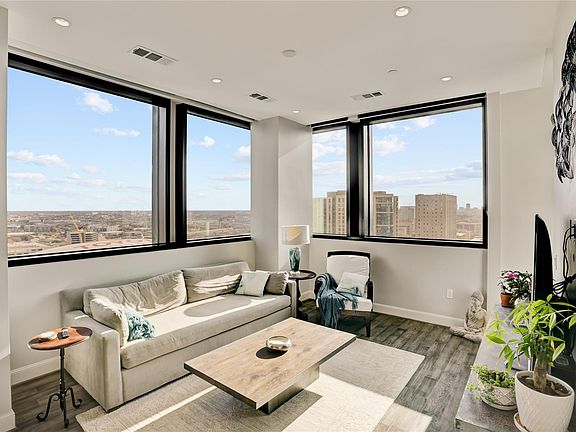 2nd image of 1211 Caroline St Unit 1804