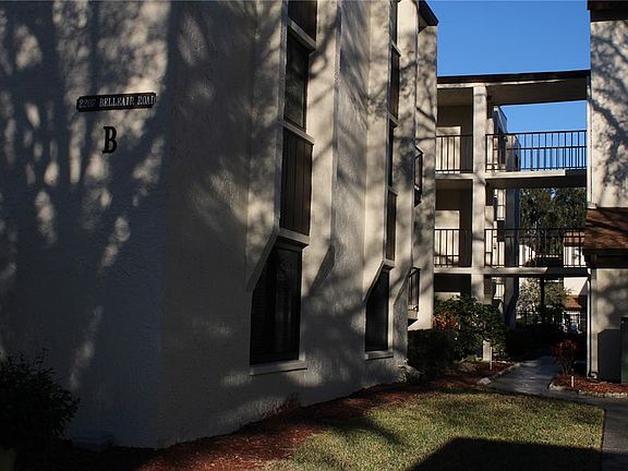 4th image of 2207 Belleair Rd APT B11