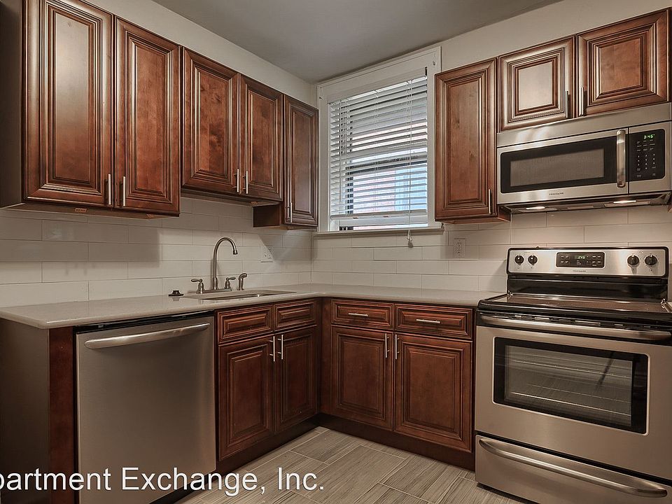 1st image of 7230 Forsyth Blvd #4211501