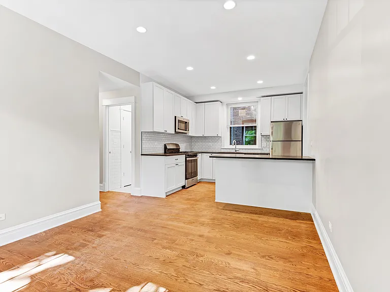 4701-05 N Talman Ave #13 — Photo 3