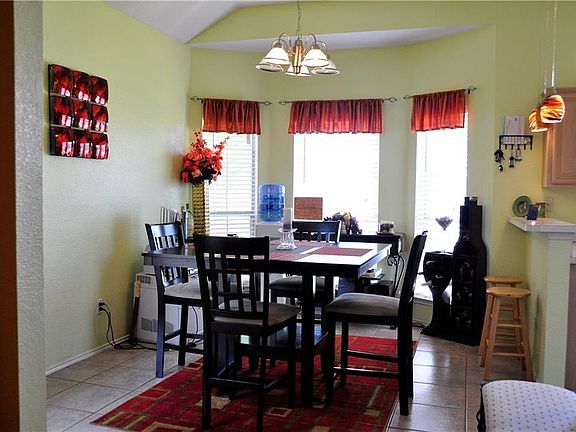 5th image of 2311 Hickory Wood Trl