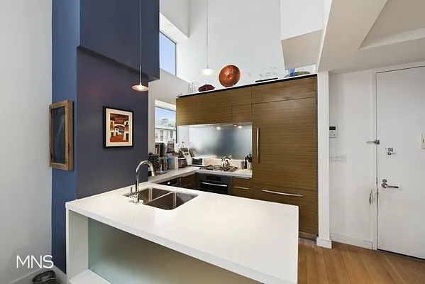 Rented by MNS Marketing | media 20