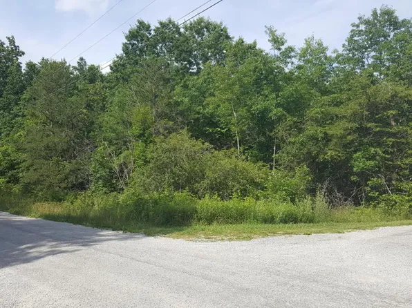 157 Bluebird Dr, Crossville, TN 38571